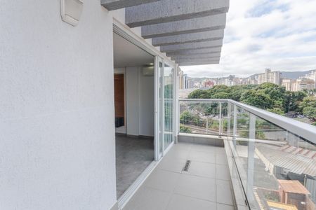 Apartamento à venda com 108m², 1 quarto e 1 vaga Apartamento à venda com 108m², 1 quarto e 1 vagaVaranda da Sala