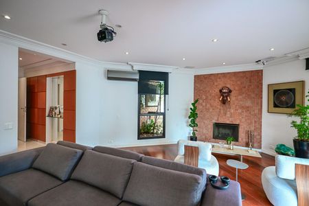Apartamento à venda com 246m², 4 quartos e 4 vagasSala