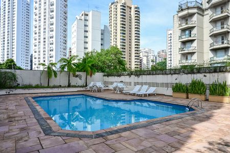 Apartamento à venda com 246m², 4 quartos e 4 vagasPiscina