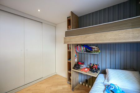 Apartamento à venda com 246m², 4 quartos e 4 vagasQuarto 2
