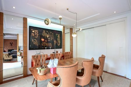 Apartamento à venda com 246m², 4 quartos e 4 vagasSala de Jantar