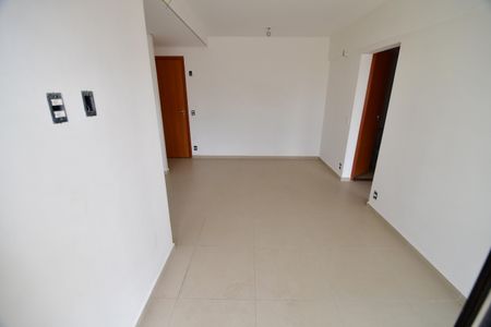 Apartamento à venda com 75m², 2 quartos e 1 vagaSala