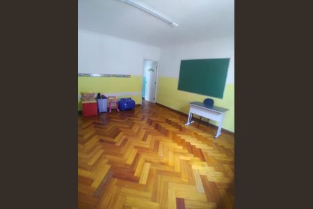 Foto 22 de casa à venda com 4 quartos, 220m² em Burgo Paulista, São Paulo