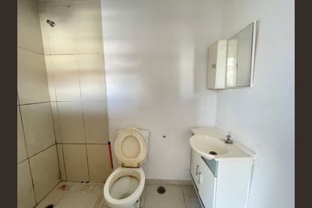 Banheiro de casa para alugar com 1 quarto, 30m² em Jaguaré, São Paulo