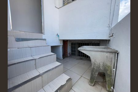 Casa para alugar com 30m², 1 quarto e sem vaga Casa para alugar com 30m², 1 quarto e sem vagaÁrea de Serviço