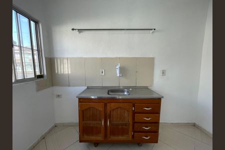 Cozinha de casa para alugar com 1 quarto, 30m² em Jaguaré, São Paulo