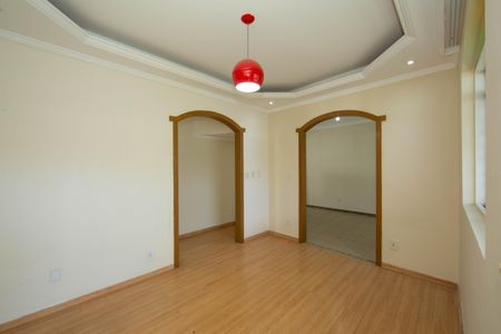 Casa para alugar com 360m², 3 quartos e 3 vagasSALA