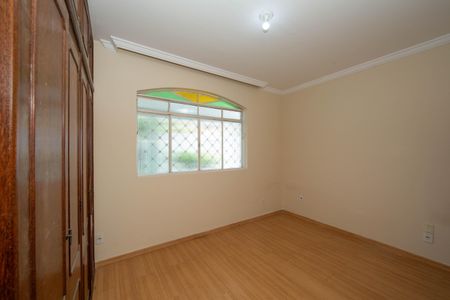 Casa para alugar com 360m², 3 quartos e 3 vagasQUARTO2
