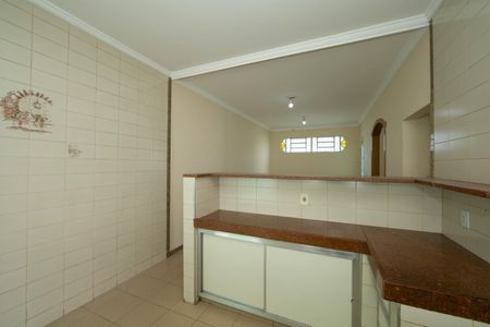 Casa para alugar com 360m², 3 quartos e 3 vagasCOZINHA