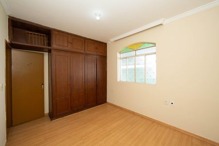 Casa para alugar com 360m², 3 quartos e 3 vagasQUARTO3