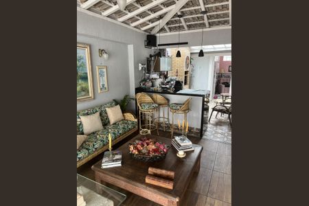 Casa de Condomínio para alugar com 3 quartos, 164m² em Vargem Pequena, Rio de Janeiro