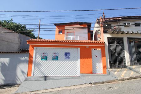 Casa para alugar com 140m², 3 quartos e 2 vagasFachada