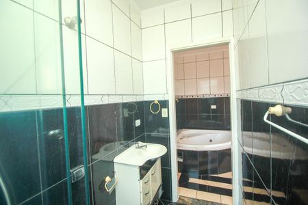 Casa para alugar com 140m², 3 quartos e 2 vagasBanheiro da Suíte