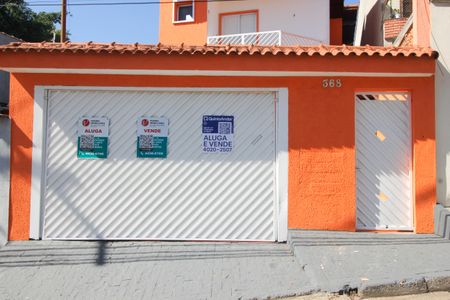 Casa para alugar com 140m², 3 quartos e 2 vagasPlaca instalada em 17/04/2026 com o código ECZZ-1