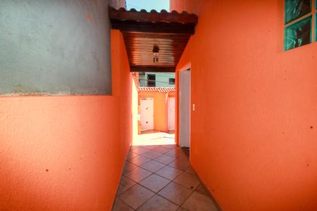 Casa para alugar com 140m², 3 quartos e 2 vagasCorredor