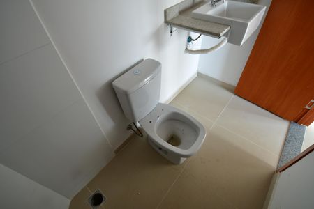 Apartamento à venda com 64m², 2 quartos e 1 vagaBanheiro Social