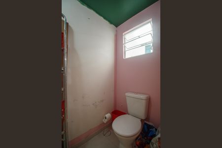 Casa à venda com 90m², 3 quartos e sem vagaBanheiro de Serviço