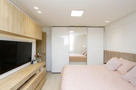Apartamento à venda com 270m², 4 quartos e 3 vagasQuarto 3