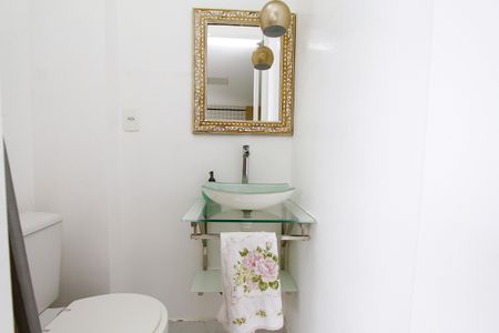 Apartamento à venda com 270m², 4 quartos e 3 vagasLavabo 2