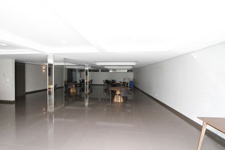 Apartamento à venda com 270m², 4 quartos e 3 vagasÁrea comum - Salão de festas