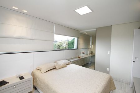 Apartamento à venda com 270m², 4 quartos e 3 vagasQuarto 1 - Suíte