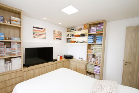 Apartamento à venda com 270m², 4 quartos e 3 vagasQuarto 4