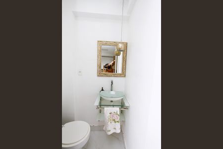 Apartamento à venda com 270m², 4 quartos e 3 vagasLavabo 2