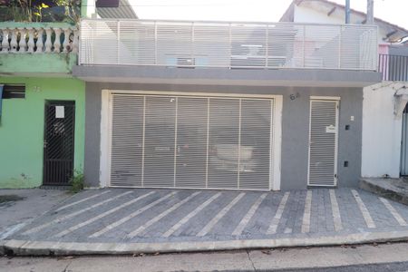 Casa à venda com 110m², 2 quartos e 2 vagasFachada