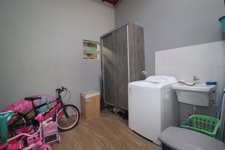 Casa à venda com 110m², 2 quartos e 2 vagasÁrea de Serviço