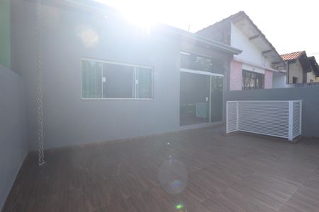 Casa à venda com 110m², 2 quartos e 2 vagasVaranda