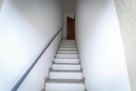 Casa de condomínio à venda com 55m², 2 quartos e 1 vaga Casa de condomínio à venda com 55m², 2 quartos e 1 vagaEntrada