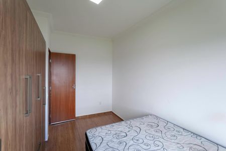 Casa de condomínio à venda com 55m², 2 quartos e 1 vaga Casa de condomínio à venda com 55m², 2 quartos e 1 vagaQuarto 1