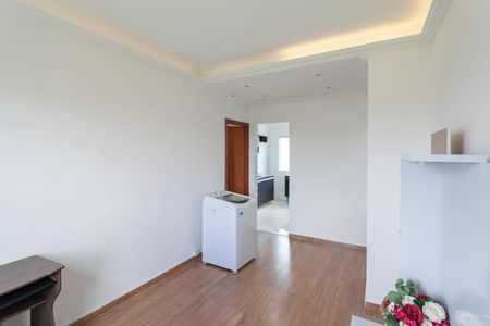 Casa de condomínio à venda com 55m², 2 quartos e 1 vaga Casa de condomínio à venda com 55m², 2 quartos e 1 vagaSala