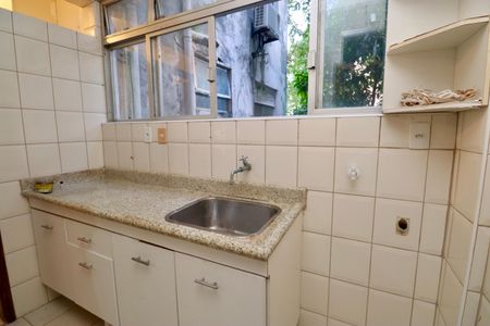 Apartamento para alugar com 123m², 3 quartos e 1 vagaÁrea de Serviço
