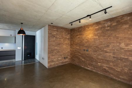 Sala de apartamento à venda com 2 quartos, 70m² em Cambuí, Campinas