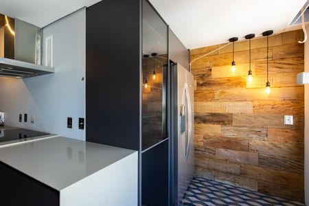 Cozinha de apartamento à venda com 2 quartos, 70m² em Cambuí, Campinas