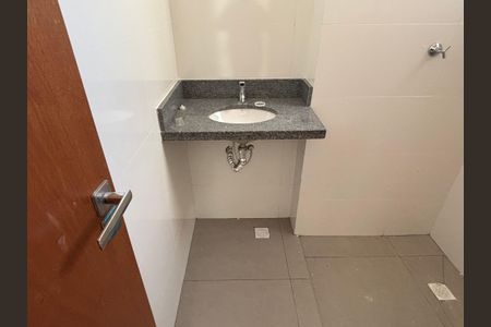 Apartamento para alugar com 42m², 1 quarto e sem vagaBanheiro