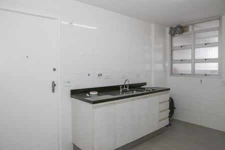 Apartamento para alugar com 104m², 2 quartos e 2 vagasCozinha
