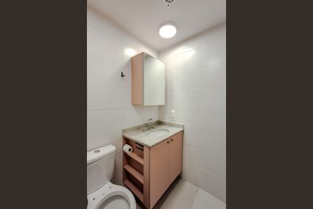 Banheiro de kitnet/studio para alugar com 1 quarto, 25m² em Vila Mariana, São Paulo