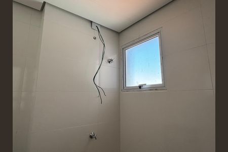 Banheiro de apartamento para alugar com 1 quarto, 42m² em Vila Monte Alegre, São Paulo