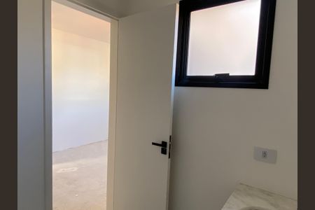 Casa de condomínio à venda com 94m², 2 quartos e 2 vagasBanheiro da Suíte 2