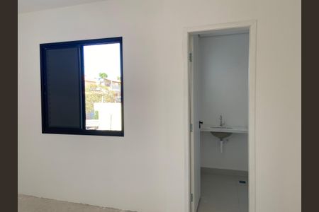 Casa de condomínio à venda com 94m², 2 quartos e 2 vagasSuíte 2