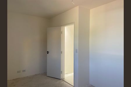 Casa de condomínio à venda com 94m², 2 quartos e 2 vagasSuíte 2