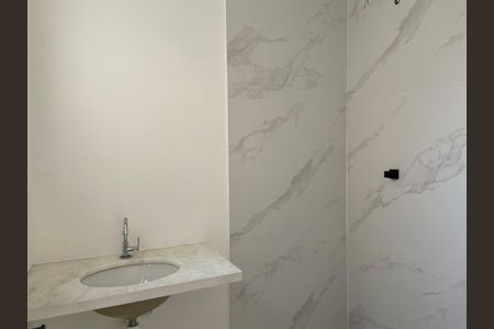 Casa de condomínio à venda com 94m², 2 quartos e 2 vagasBanheiro da Suíte 2