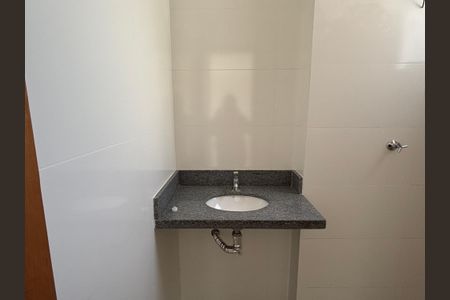 Apartamento para alugar com 42m², 1 quarto e sem vagaBanheiro