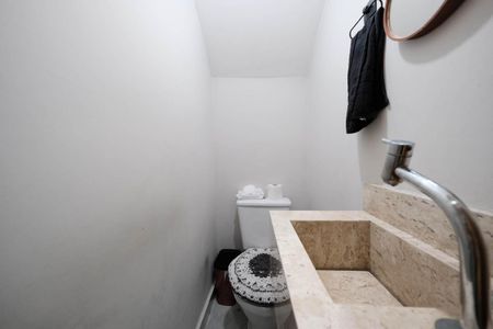 Casa para alugar com 92m², 2 quartos e 2 vagasLavabo