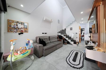 Sala de casa para alugar com 2 quartos, 92m² em Vila Granada, São Paulo