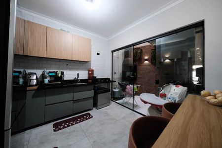 Casa para alugar com 92m², 2 quartos e 2 vagasCozinha e Área de Serviço