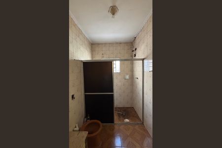 Casa à venda com 260m², 3 quartos e 3 vagasBanheiro