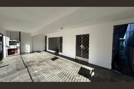 Casa à venda com 260m², 3 quartos e 3 vagasGaragem